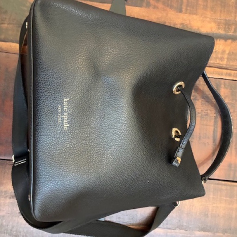 Kate Spade Elegant Black and Tan Women's Handbag